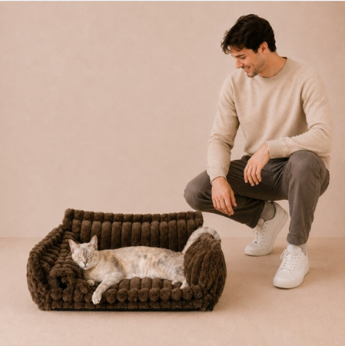 Snoozy Dream Calming Cat Bolster Bed